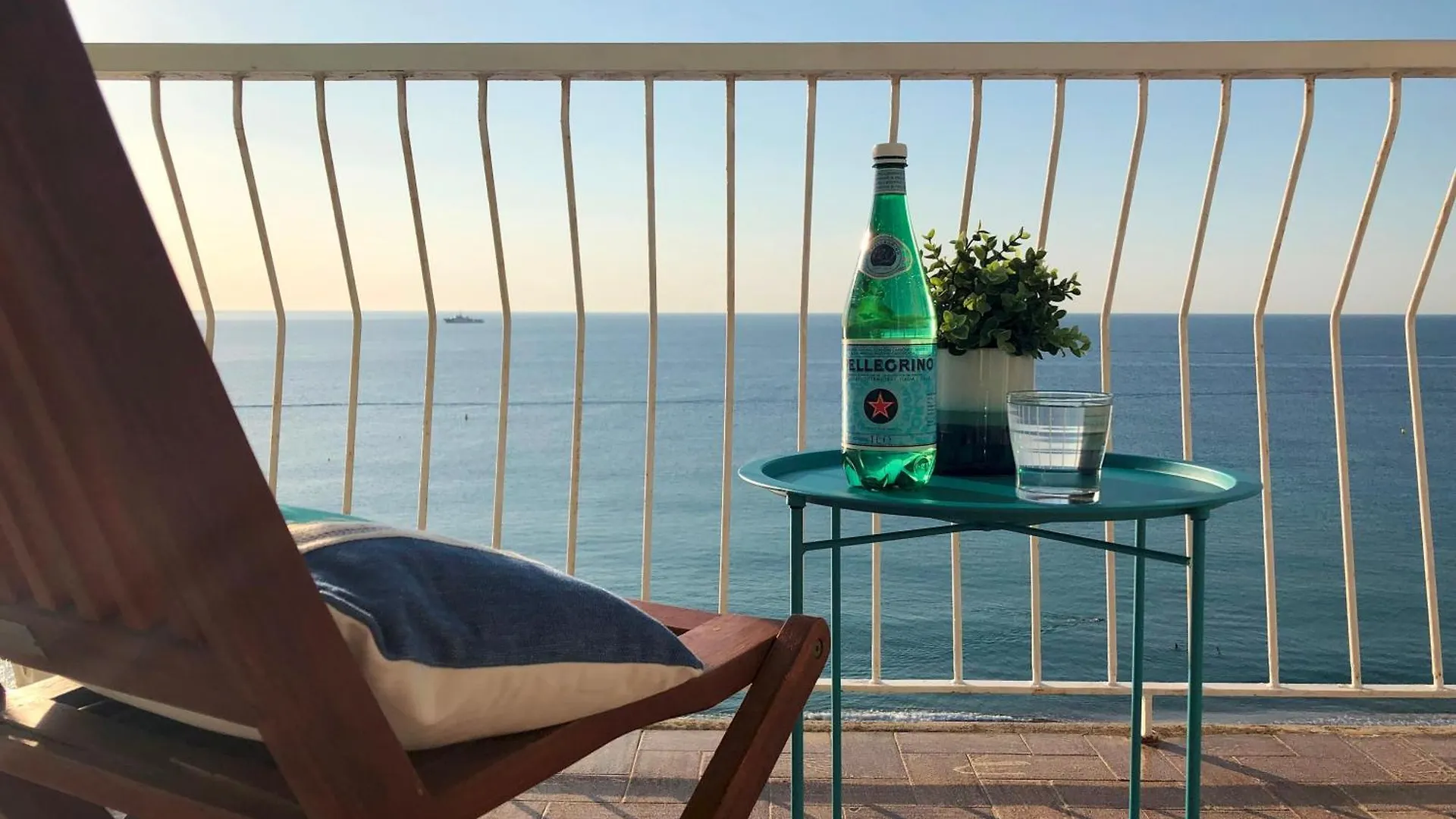 Blanes Bliss Apt 0*,